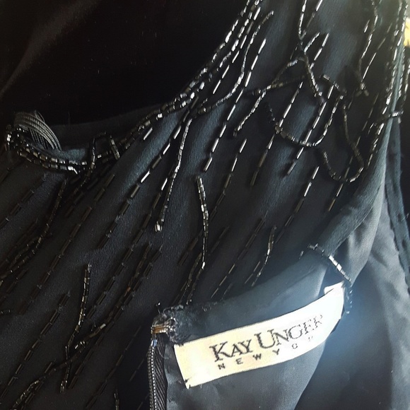 Kay Unger women's size 4 black velvet & bead dress - Picture 6 of 6